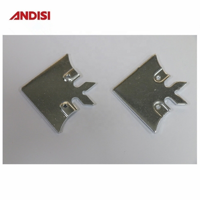 No estándar 3mm forma de pez zincado acero soporte metálico con conector de agujero