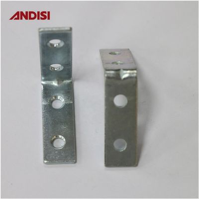 39.5x39.5x13mm Conector de armario de esquina de hierro diseñado para muebles en forma de L por ANDISI