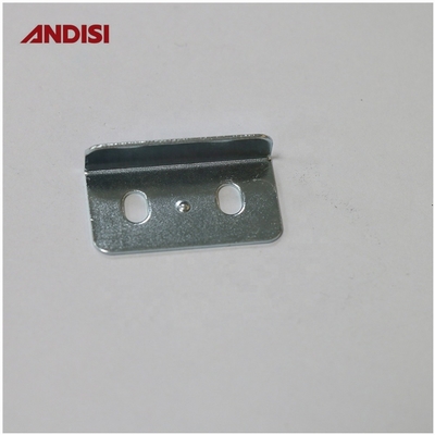 L Conector de soporte de ángulo plano de acero para muebles con espesor de 0,8 mm y tamaño de 32x17x8,23 mm