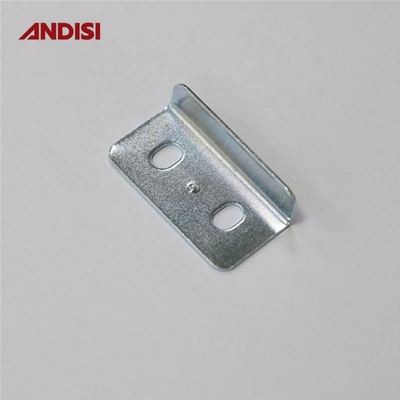 L Conector de soporte de ángulo plano de acero para muebles con espesor de 0,8 mm y tamaño de 32x17x8,23 mm