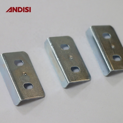 L Conector de soporte de ángulo plano de acero para muebles con espesor de 0,8 mm y tamaño de 32x17x8,23 mm