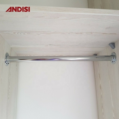 Ropa cromada de 50 mm de diámetro cuelga de tren redondo, porta tubos, armario, bastón de soporte, bridas de acero para armario